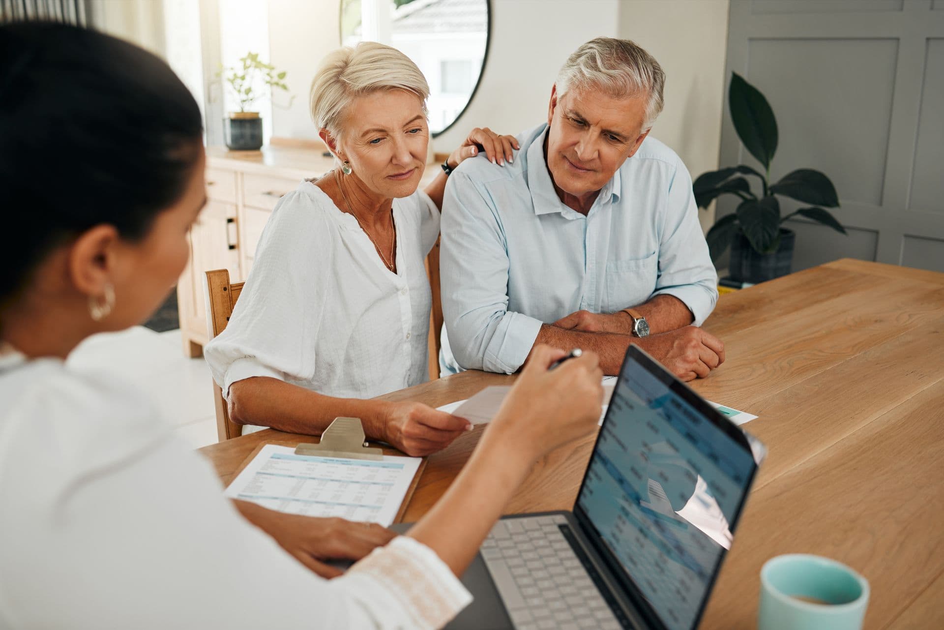 Why Hiring a Financial Advisor in Bloomfield Hills Matters